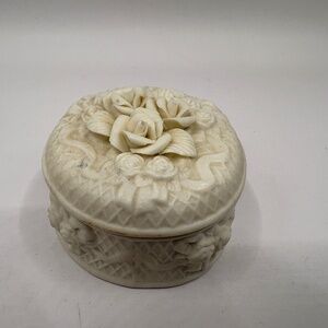 Rose Round Shaped Trinket Box Porcelain